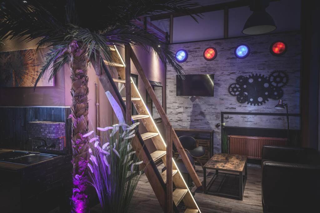 Einzigartige Ferienwohnung Bunt Wie Berlin Exterior photo